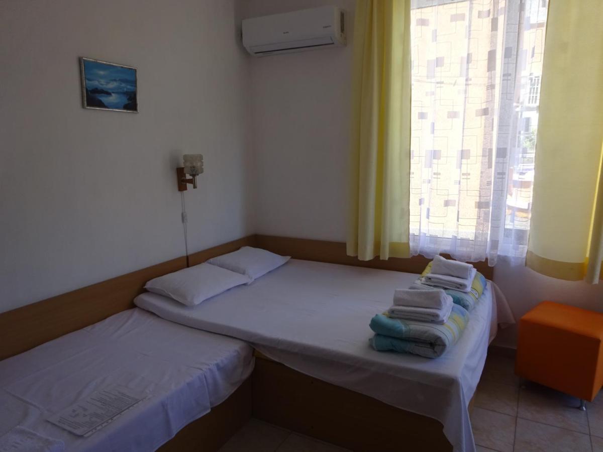 Hris Hotel Chernomorets Luaran gambar